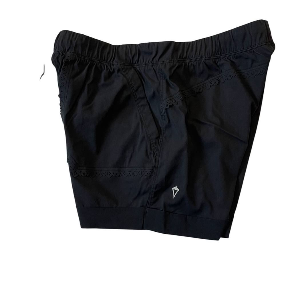 Ivivva Lululemon Girl’s Black Lined Athletic Shorts Sz 14  Lace Trim